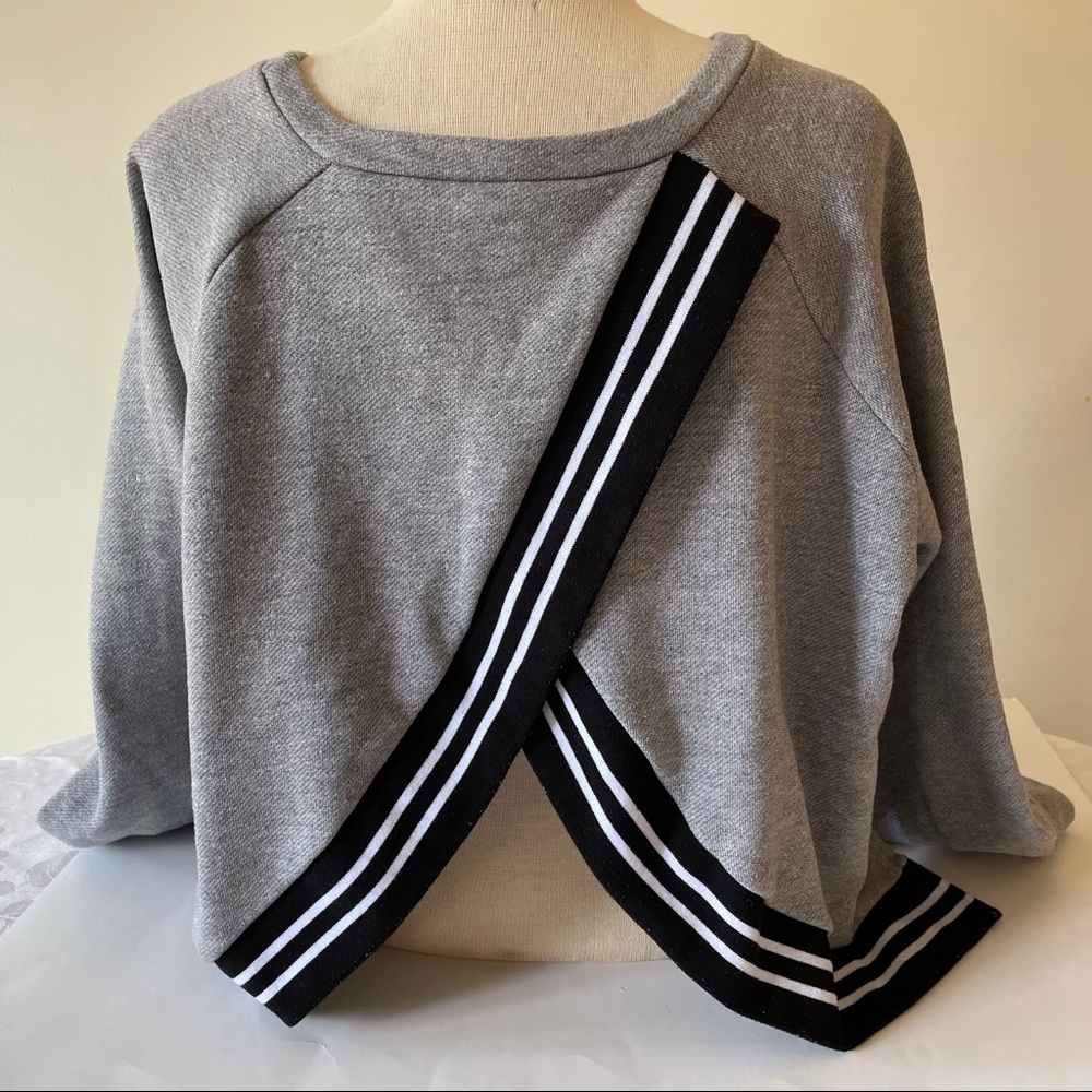 Rachel Roy Yasmin Cross Back Sweatshirt Size XL